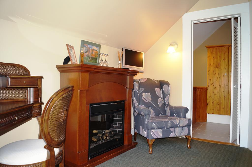 La Maison Drew B&B Magog Habitación foto